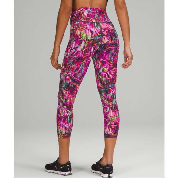 Lululemon Women's Base Pace High-Rise Running Tight 25" Pink Multi Leggings Sz 4 - Picture 6 of 11
